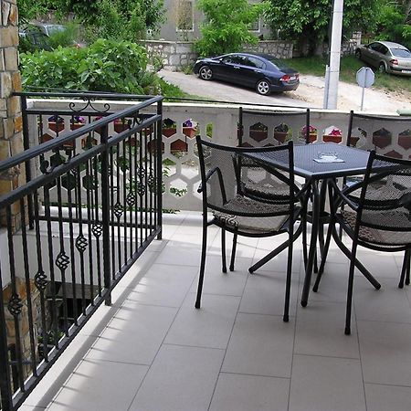 Apartmani Radosav Šilo Buitenkant foto